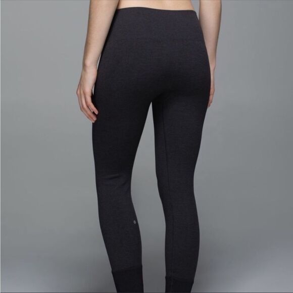 Lululemon Ebb to Street Seamless Leggings Size 4 - Picture 3 of 7